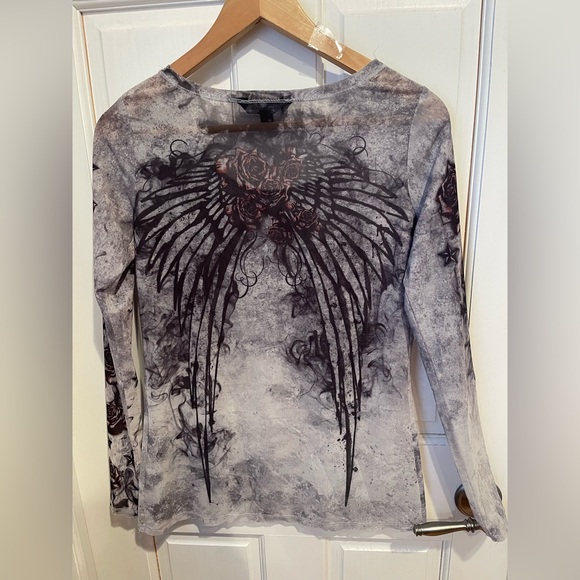 Rock & Republic Women’s Y2K Sheer Top With Angle  Wings on Back XS - Picture 4 of 5